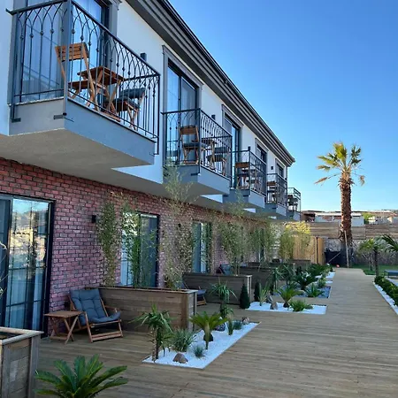 Nueans Kuecuekkoey 1961 Ayvalı